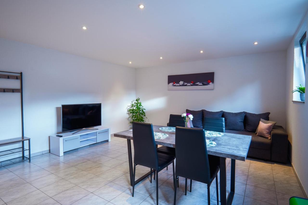 Fewo Wow! Top Lage! Schoene 2-Zimmer Wohnung! Weisweil  Bagian luar foto