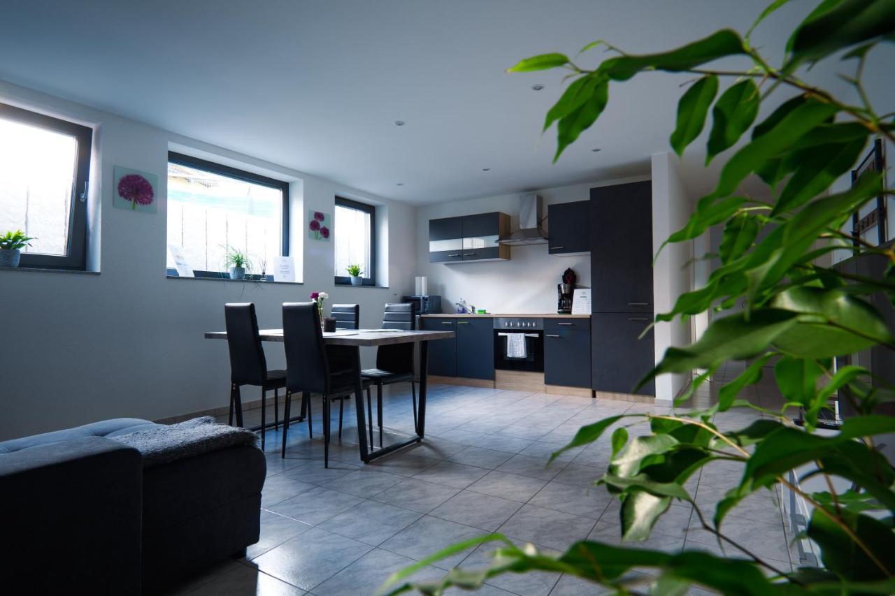 Fewo Wow! Top Lage! Schoene 2-Zimmer Wohnung! Weisweil  Bagian luar foto
